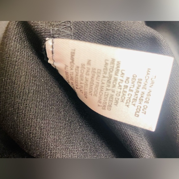 ATHENA MARIE Modern Tummy Control
Leggings - Picture 7 of 9